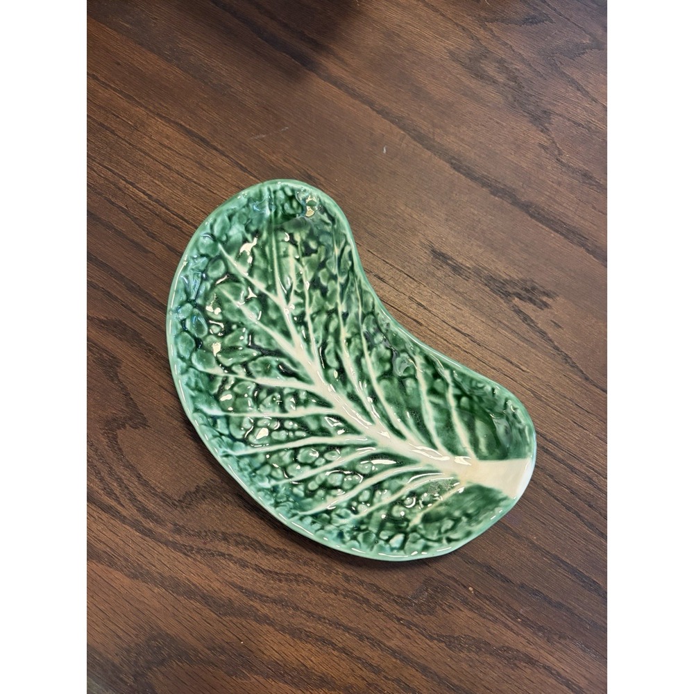Vintage SECLA Portugal Green Cabbage Leaf Crescent Salad Plate Cabbageware